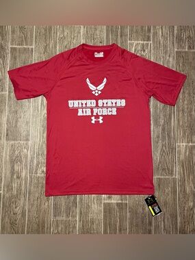 Under Armour Heatgear Loose Fit United States Air Force T Shirt Men’s Large Red